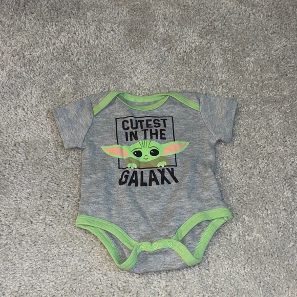 Star Wars Other - Star Wars Gray and Green Baby Yoda Bodysuit